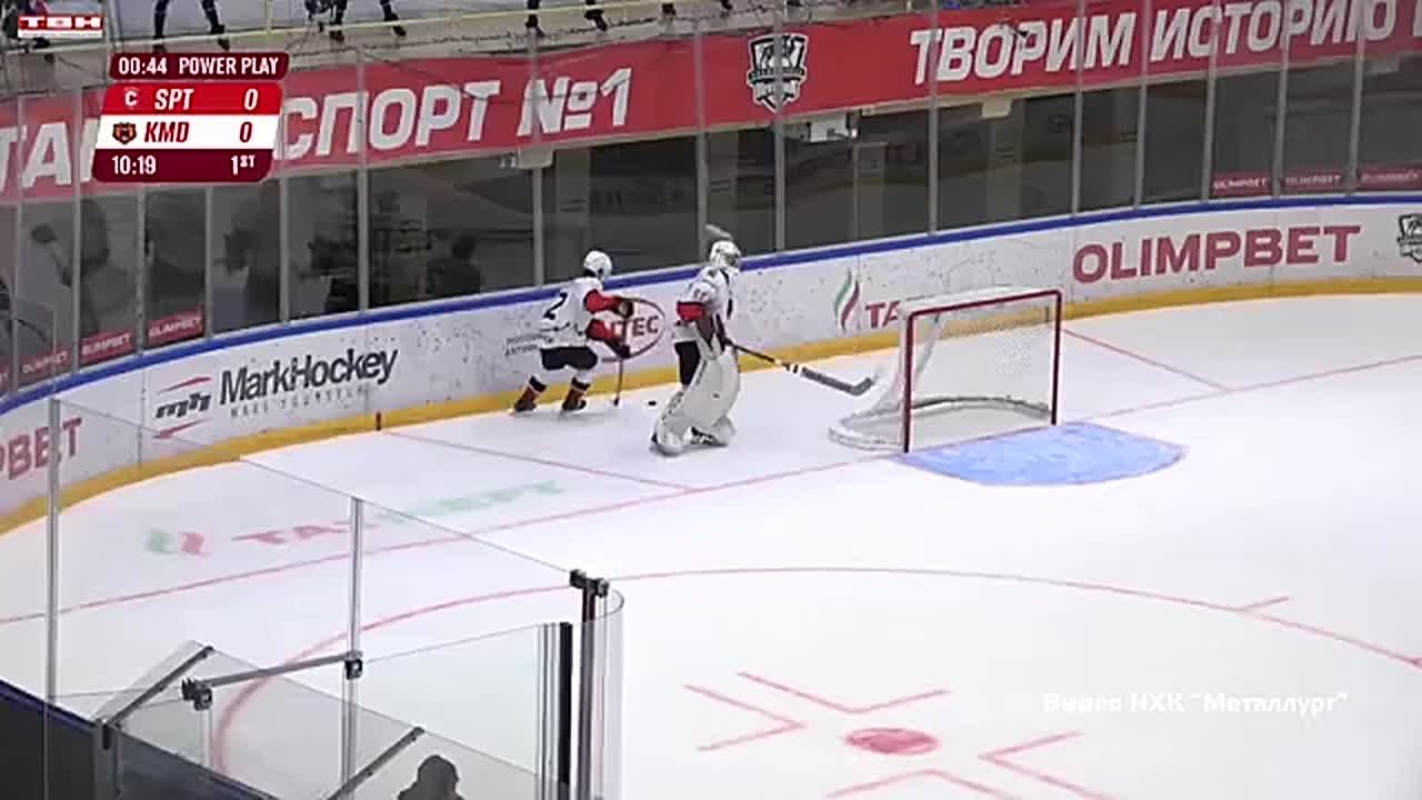 «Кузнецкие медведи» выиграли в Альметьевске