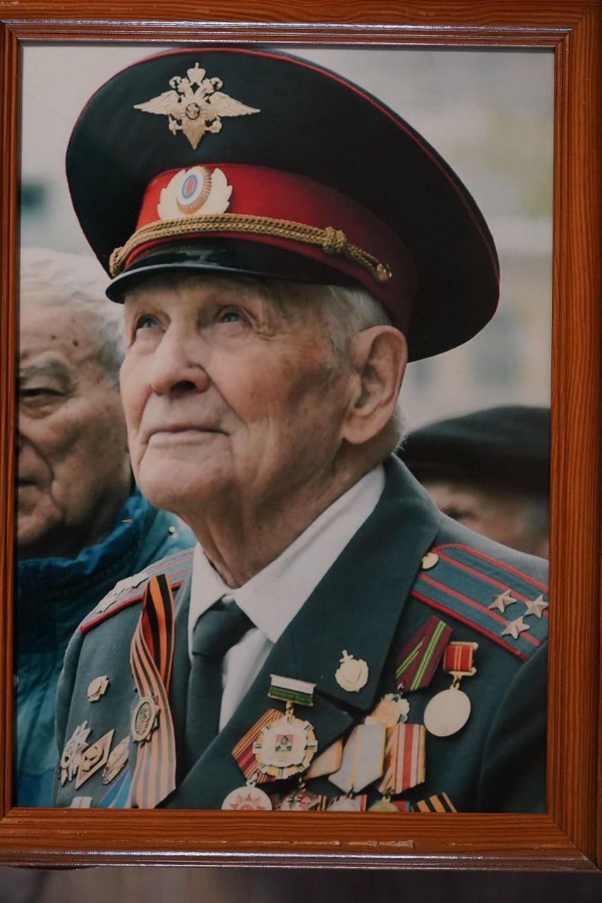 Сегодня 98-й день рождения отмечает участник Великой Отечественной войны Николай Максимович Сячин Сегодня 98-й день рождения отмечает участник Великой Отечественной войны Николай Максимович Сячин