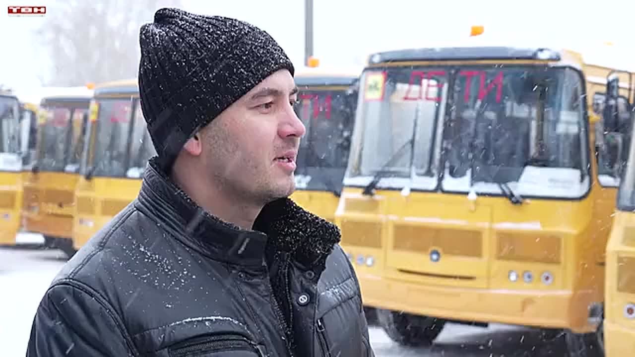 Новые школьные автобусы. Школы юга Кузбасса получили автобусы для доставки учеников на занятия