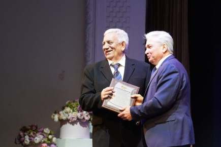 В театре драмы им. А.В.Луначарского прошло торжественное мероприятие, посвящённое 60-летию Кемеровской городской общественной организации ветеранов