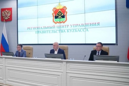 Сергей Цивилев прилетел в Кузбасс с рабочим визитом