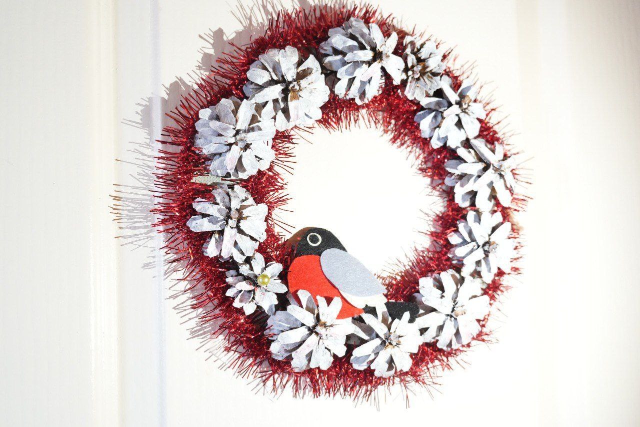 Кемеровчане украсили свой подъезд в стиле русских сказок Кемеровчане украсили свой подъезд в стиле русских сказок