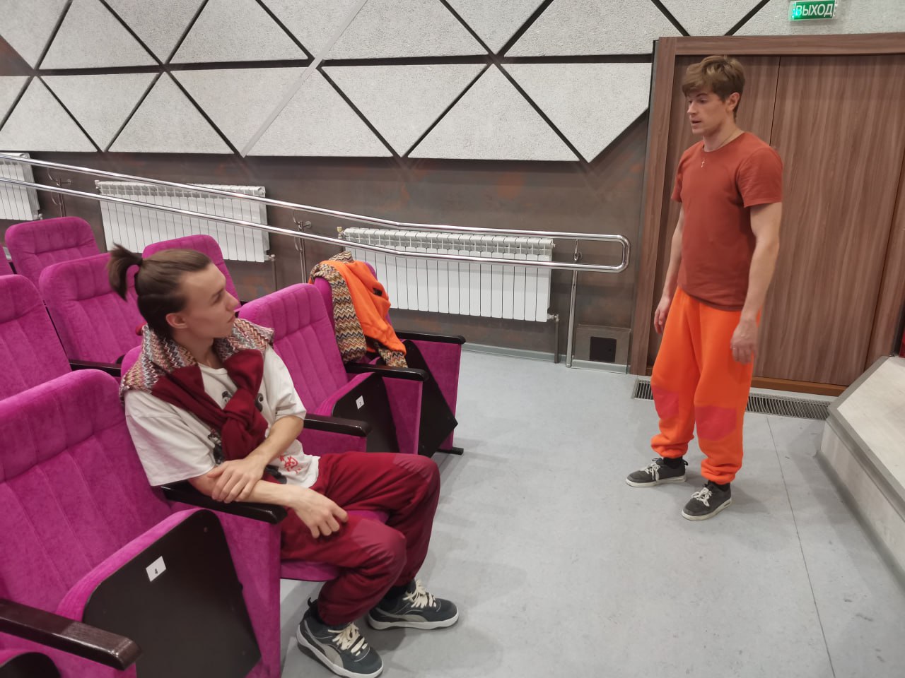 «Сочиняем, смеёмся, хулиганим»: какой новогодней премьерой удивит кемеровский Театр для детей и молодёжи «Сочиняем, смеёмся, хулиганим»: какой новогодней премьерой удивит кемеровский Театр для детей и молодёжи