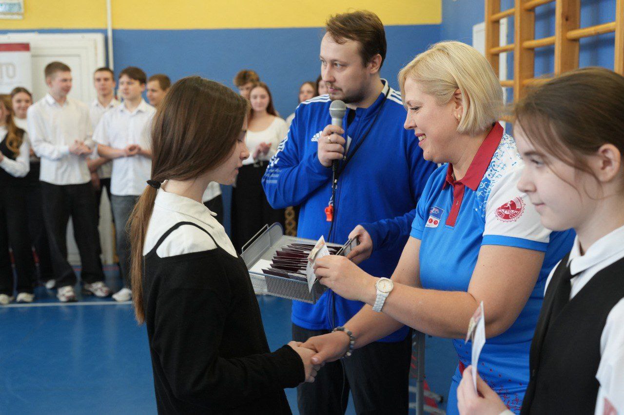 В школе №60 знаки ГТО получили 150 ребят