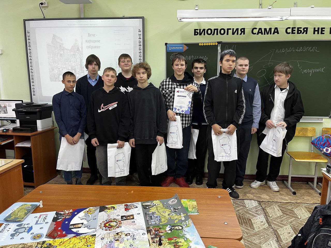 Избирательная комиссия Кузбасса завершила цикл игр «Вече» Избирательная комиссия Кузбасса завершила цикл игр «Вече»