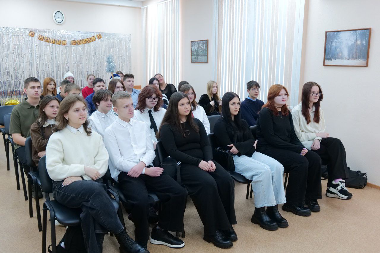 Школьники Кировского района стали участниками проекта «Дети в деле» и рассказали, каким хотят видеть район в будущем Школьники Кировского района стали участниками проекта «Дети в деле» и рассказали, каким хотят видеть район в будущем