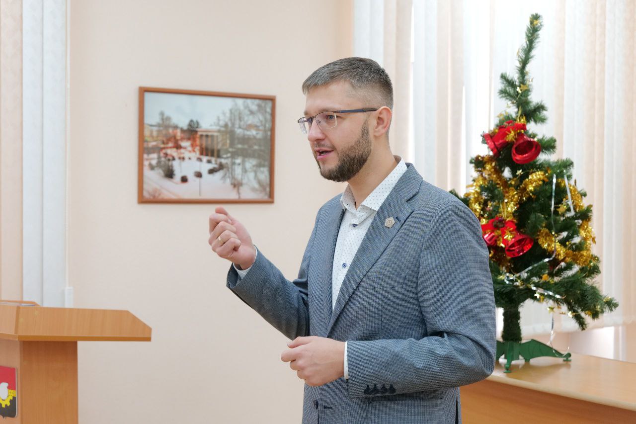 Школьники Кировского района стали участниками проекта «Дети в деле» и рассказали, каким хотят видеть район в будущем Школьники Кировского района стали участниками проекта «Дети в деле» и рассказали, каким хотят видеть район в будущем