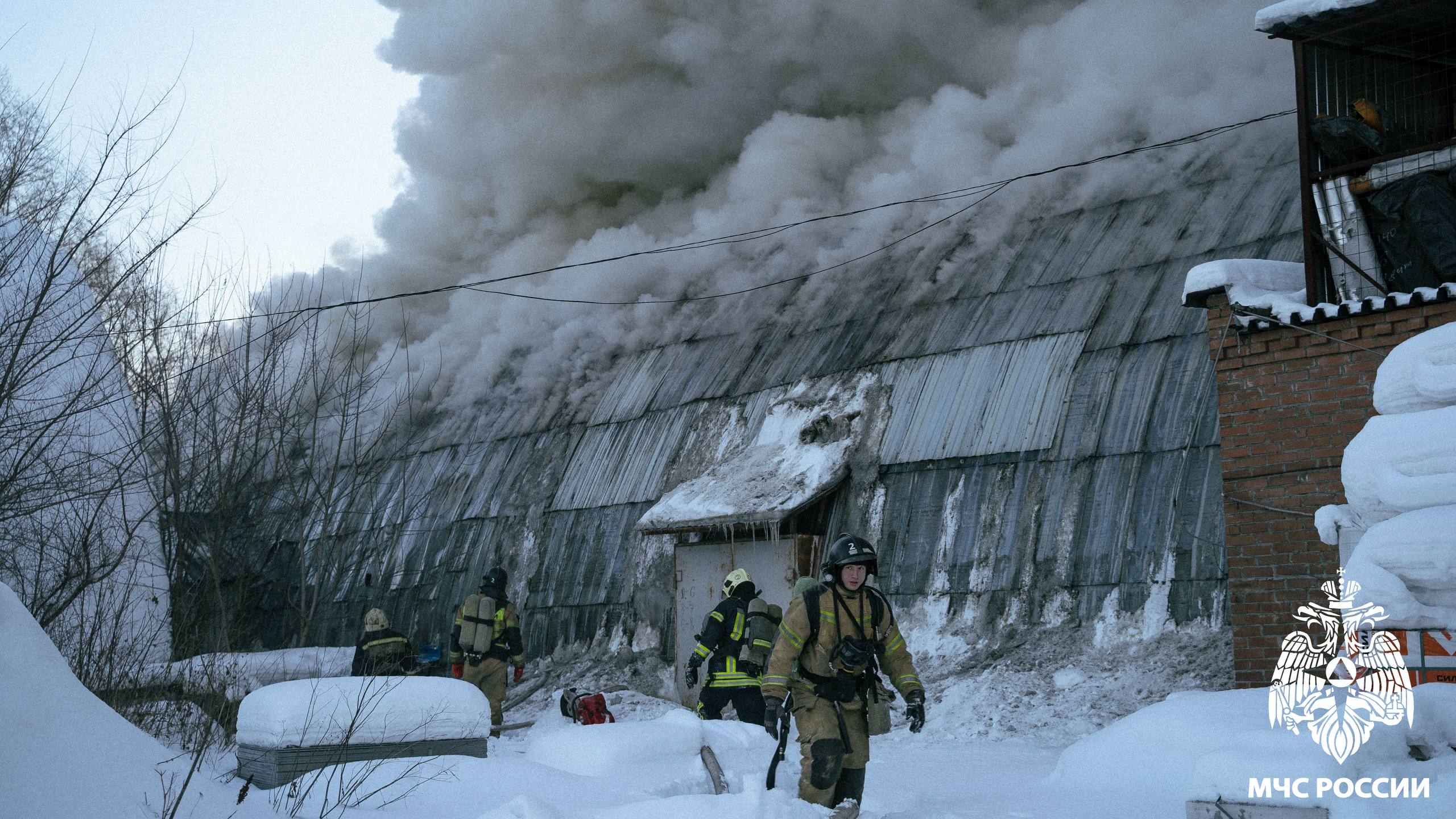 Предварительной причиной пожара в Новокузнецке стало нарушение правил технической эксплуатации электрического оборудования (кроме отопительного) Предварительной причиной пожара в Новокузнецке стало нарушение правил технической эксплуатации электрического оборудования (кроме отопительного)