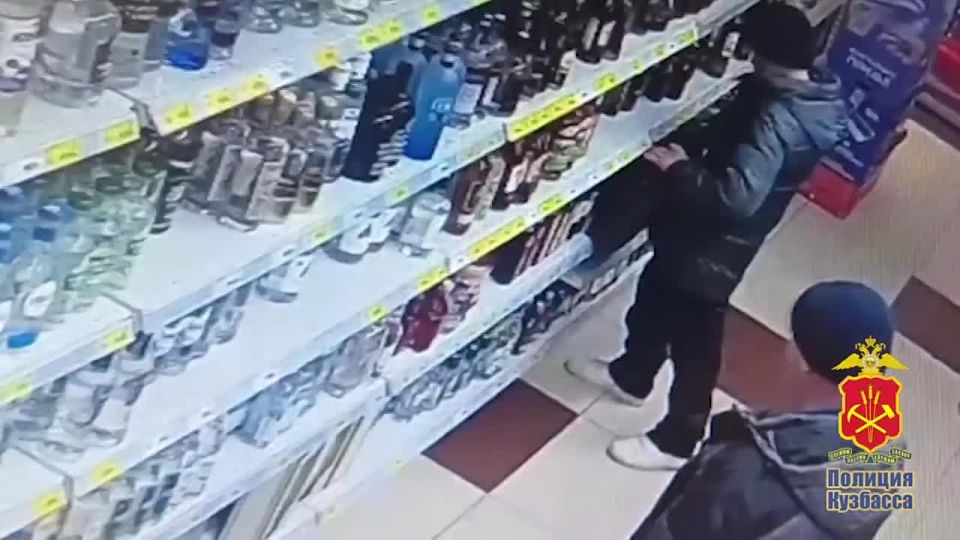 В Кемерове полицейские задержали «дипломатичного» похитителя коньяка