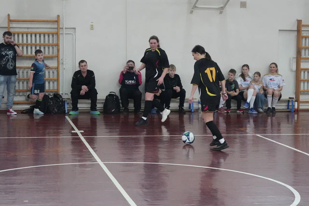 В Кемерове впервые провели турнир среди мам юных футболистов В Кемерове впервые провели турнир среди мам юных футболистов