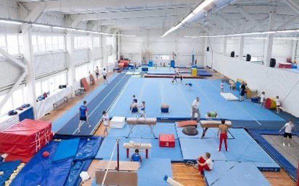 В Кемерове в 2025 году по депутатским наказам отремонтированы 22 школьных стадиона В Кемерове в 2025 году по депутатским наказам отремонтированы 22 школьных стадиона