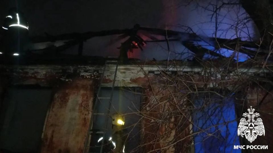 Прокопьевск: ночью ликвидирован пожар в частном доме