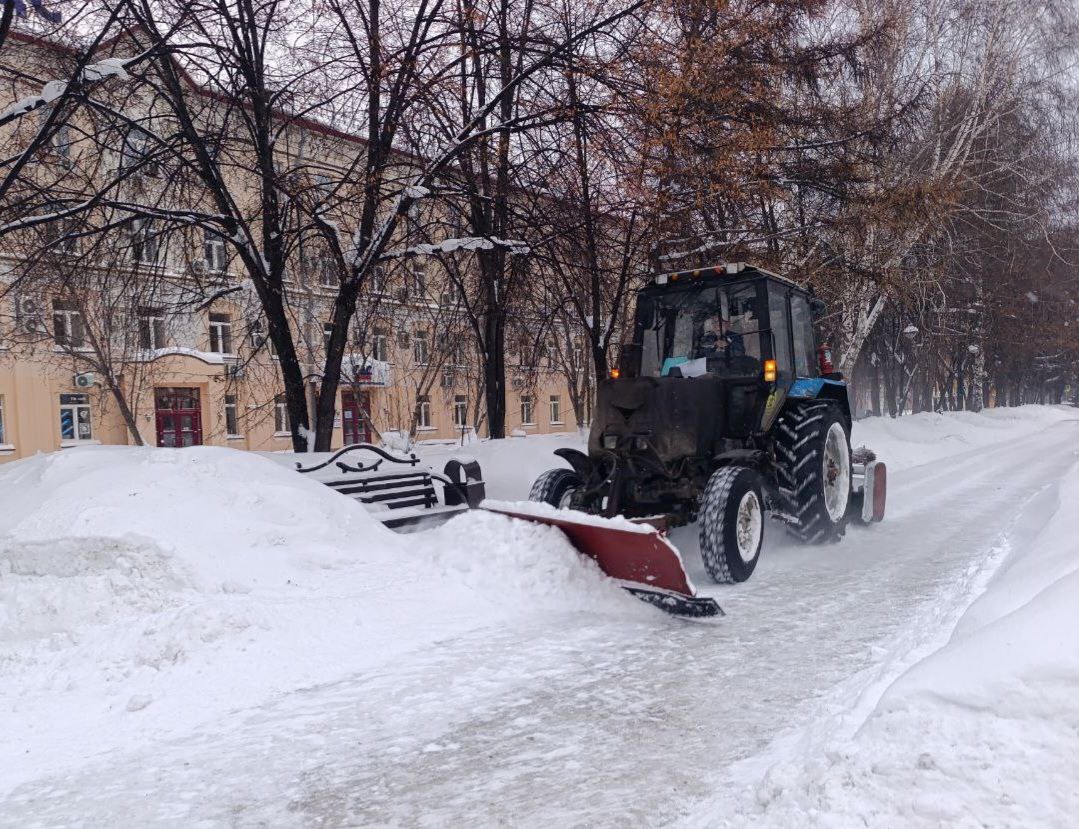 Дорожные службы работают в каждом районе города Дорожные службы работают в каждом районе города
