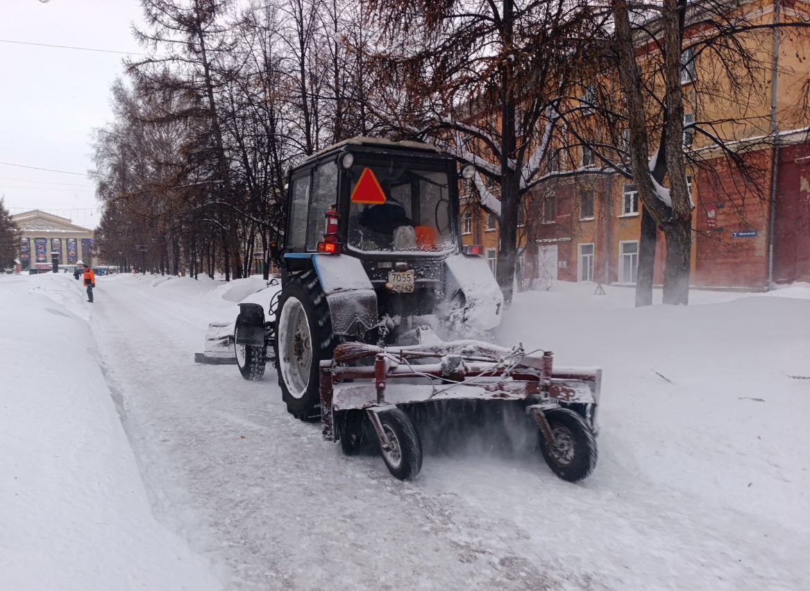 Дорожные службы работают в каждом районе города Дорожные службы работают в каждом районе города
