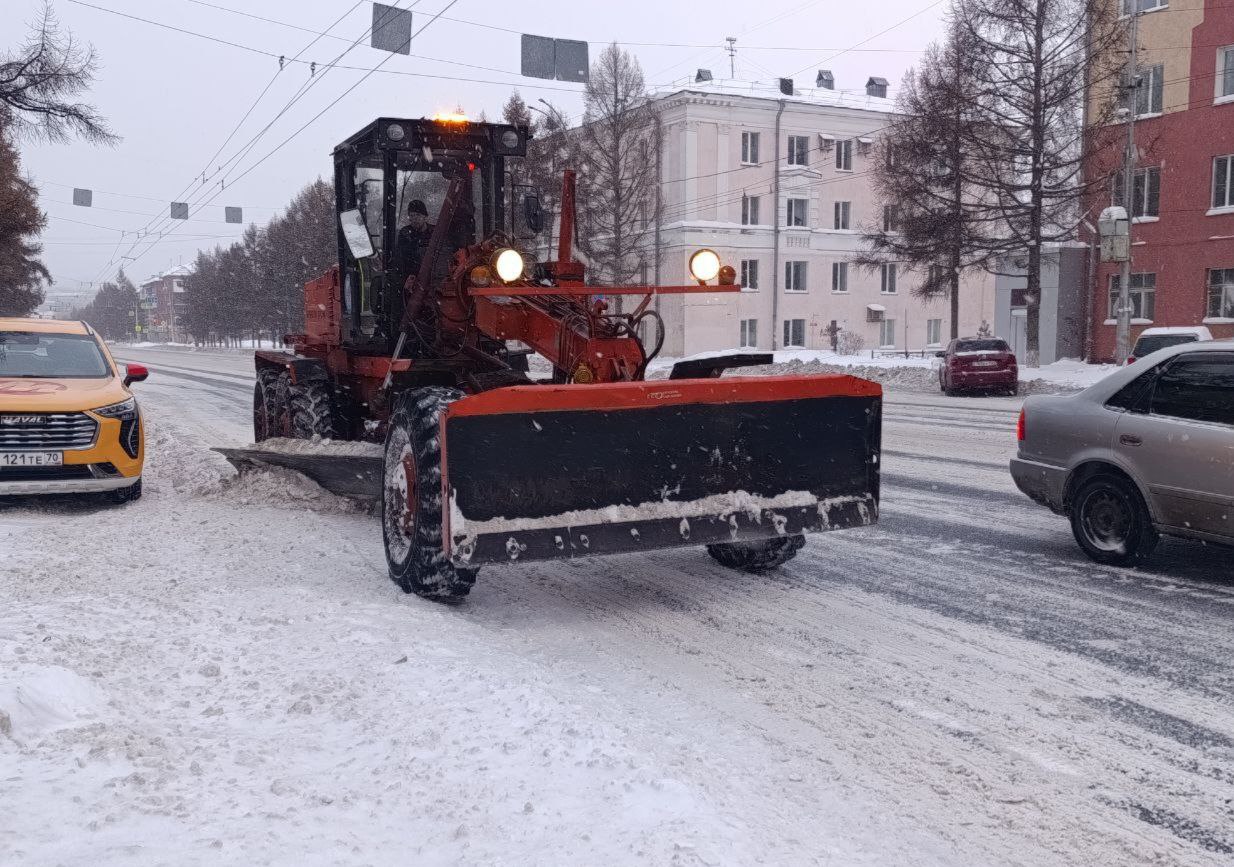 Дорожные службы работают в каждом районе города Дорожные службы работают в каждом районе города