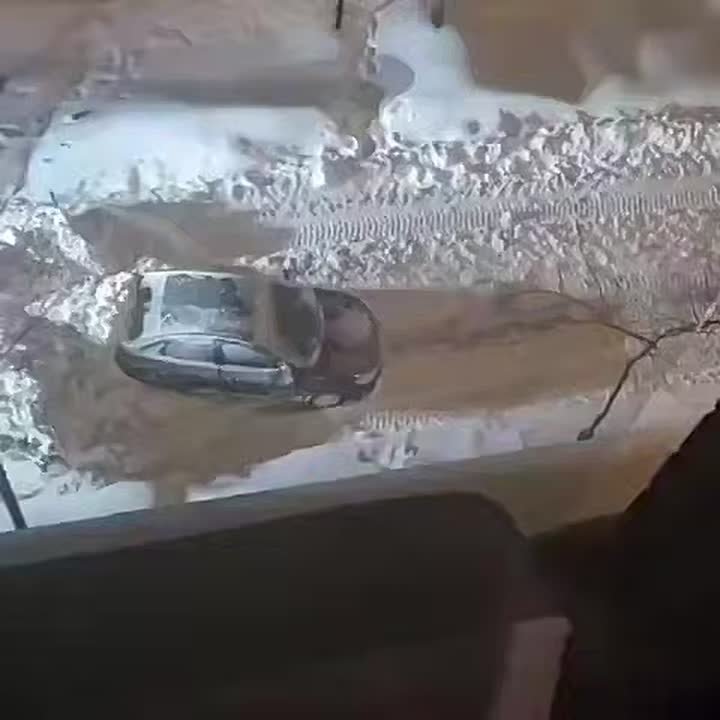 В Кемерове за сутки вывезли 18 тысяч кубометров снега