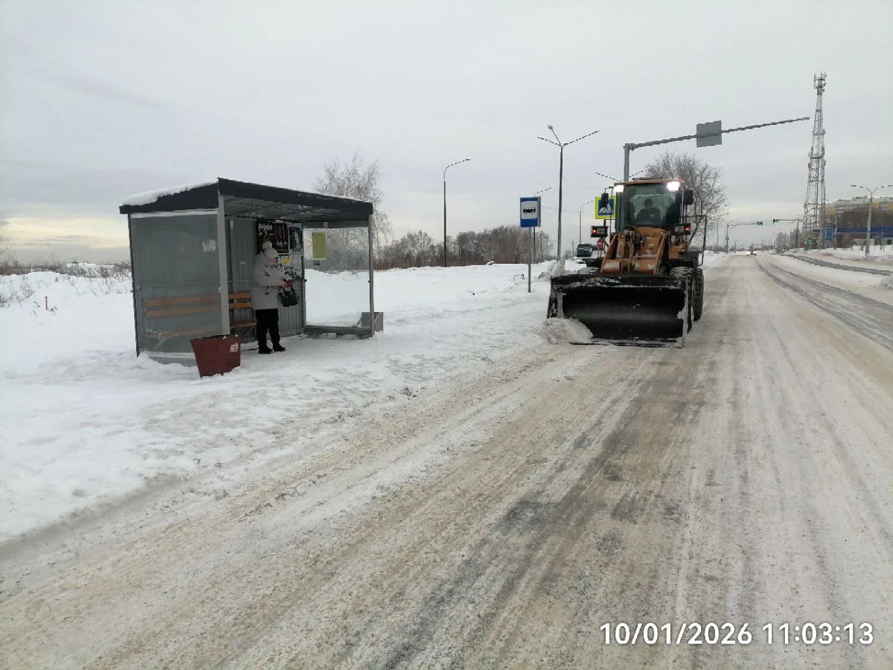 Снегопады не сдают позиции, а мы не снижаем темпы уборки Снегопады не сдают позиции, а мы не снижаем темпы уборки