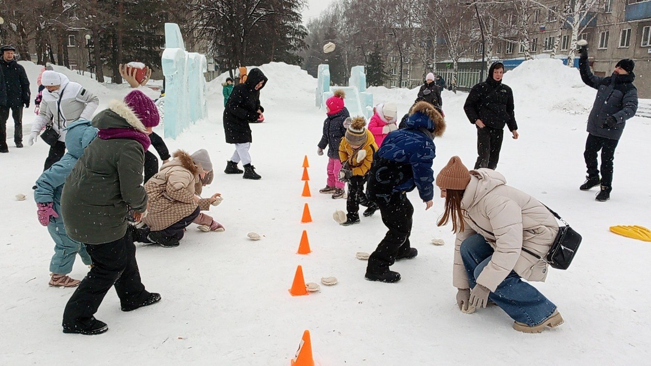 На каникулах кемеровские школьники активно участвовали в спортивных и культурных мероприятиях На каникулах кемеровские школьники активно участвовали в спортивных и культурных мероприятиях