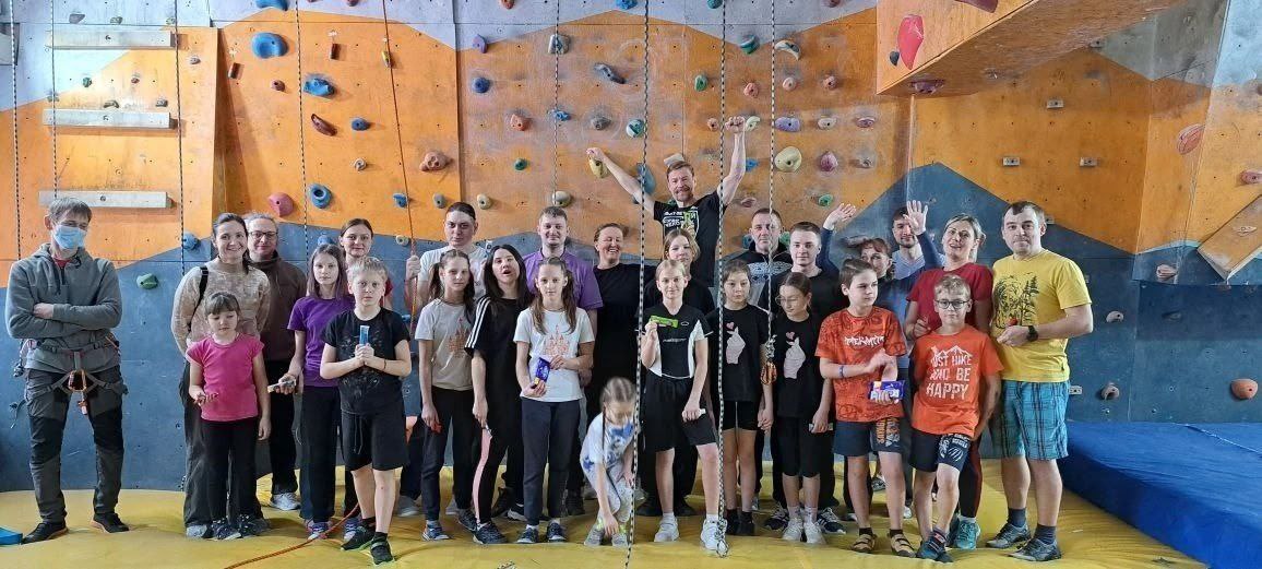 На каникулах кемеровские школьники активно участвовали в спортивных и культурных мероприятиях На каникулах кемеровские школьники активно участвовали в спортивных и культурных мероприятиях