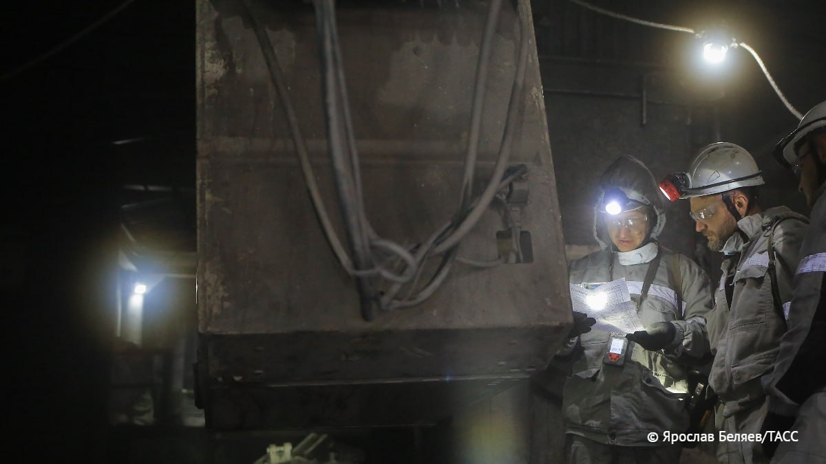 Добыча угля в Кузбассе в 2025 году снизилась на 3,9% — до 190,7 млн тонн, сообщает министерство угольной промышленности региона