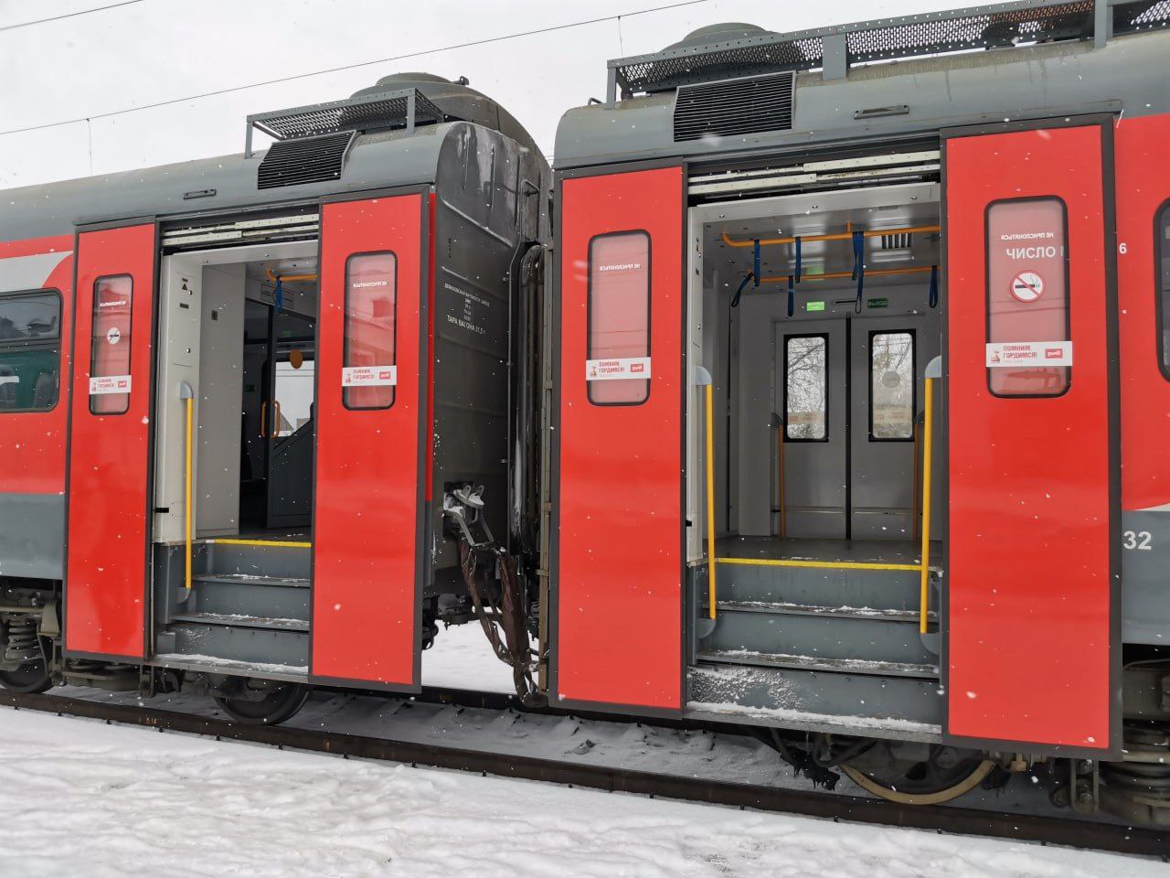 Более 288 тысяч пассажиров выбрали электричку "Кемерово – Притомье – Барзас" в 2025 году Более 288 тысяч пассажиров выбрали электричку "Кемерово – Притомье – Барзас" в 2025 году