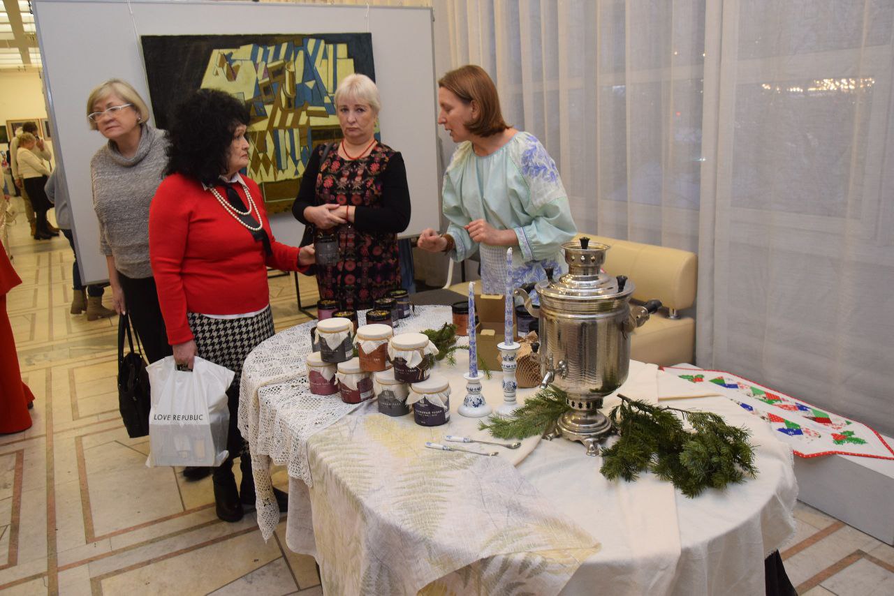 В Доме творческих Союзов открылась долгожданная выставка декоративно-прикладного творчества #Кузнецкаяслобода В Доме творческих Союзов открылась долгожданная выставка декоративно-прикладного творчества #Кузнецкаяслобода