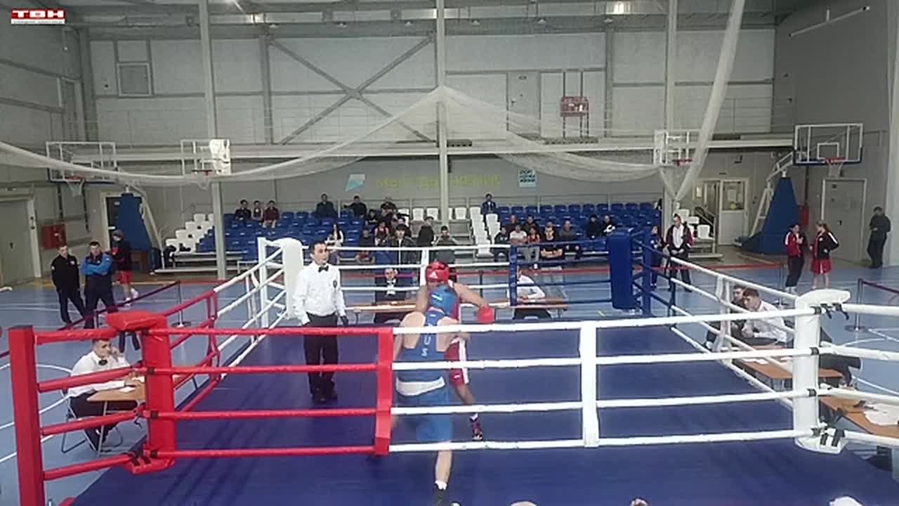 Турнир по боксу в Калтане. В Калтане завершился региональный турнир по боксу среди спортсменов до 18 лет