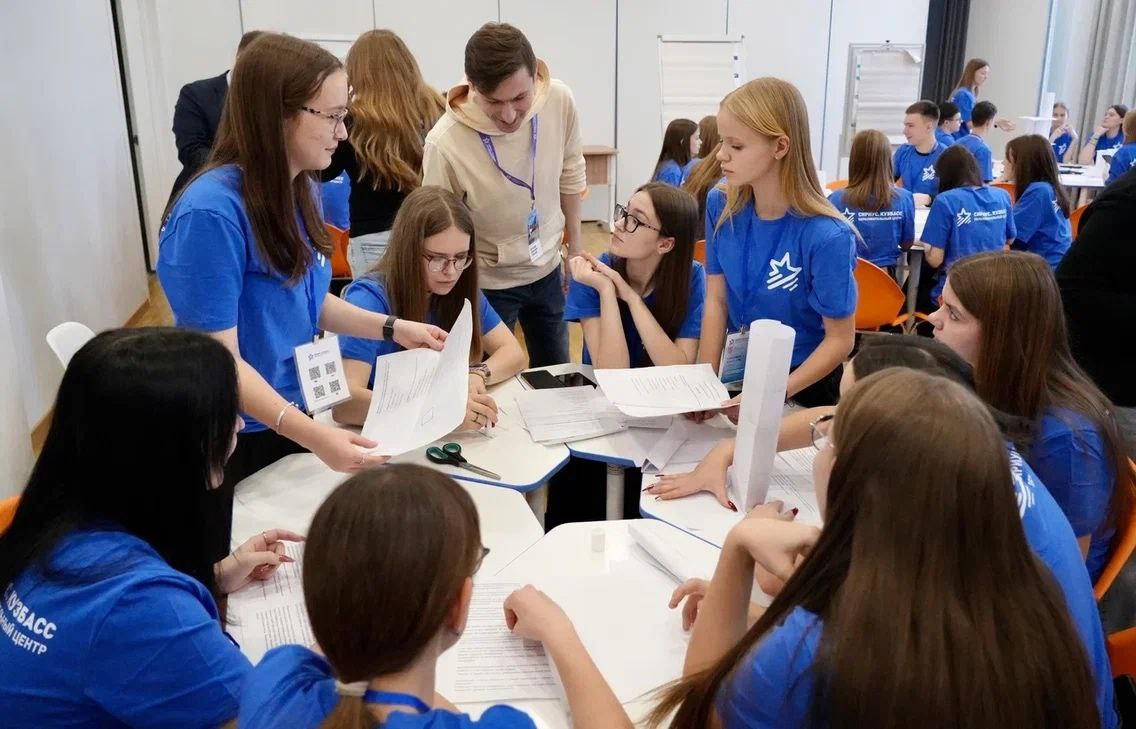 Кузбасские отличники предложили идеи по развитию талантливой молодежи родного региона