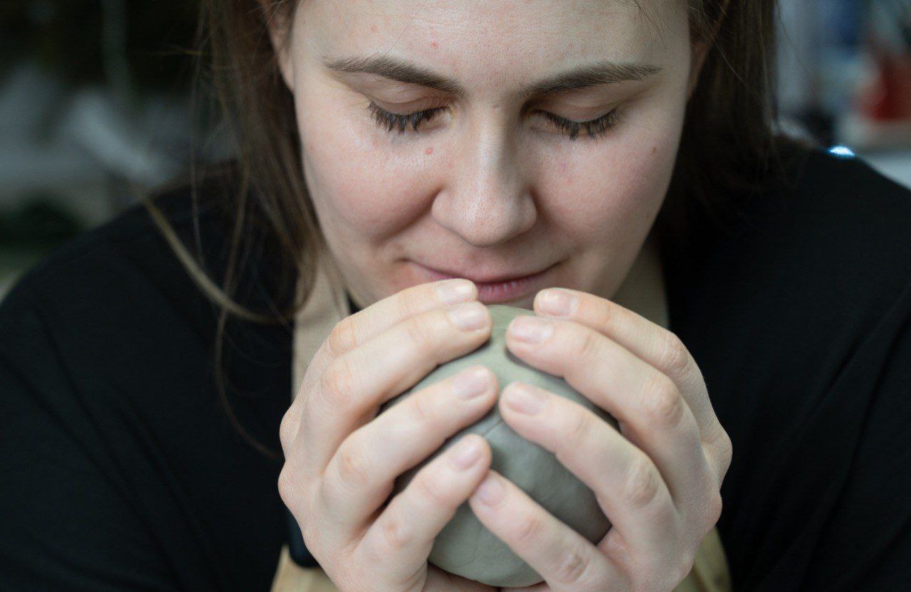 Соцконтракт помог кемеровчанке открыть студию керамики Соцконтракт помог кемеровчанке открыть студию керамики