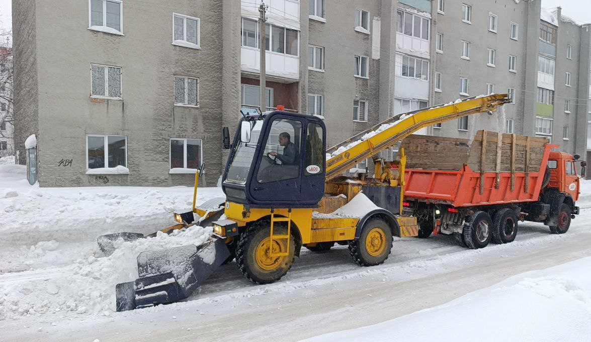 В Кемерове сегодня дорожные службы работают на улицах Халтурина и Антипова В Кемерове сегодня дорожные службы работают на улицах Халтурина и Антипова