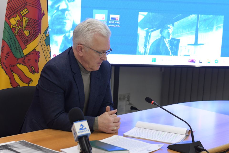 ������� �������� ������������ � ���� � ������� ����� ���������� �������