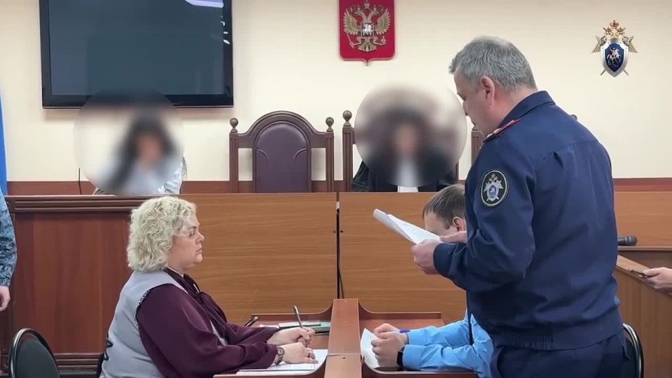 Владелец клуба, где погибли подростки, арестован до конца марта