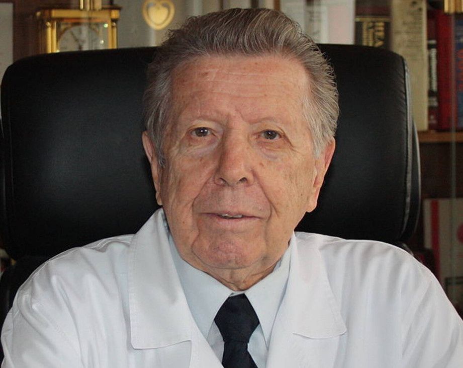 Как простое решение может продлить жизнь: советы кардиолога Евгения Чазова