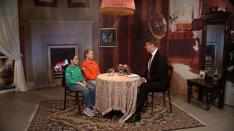 Единственные из Кузбасса! В декабре новокузнецкие школьники и их родители стали участниками первого семейного слёта в Москве для победителей «Большой перемены» среди учащихся начальных классов