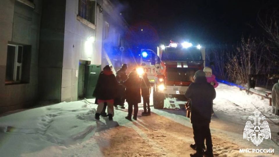 На пожаре в Ленинске – Кузнецком спасли 3 человек