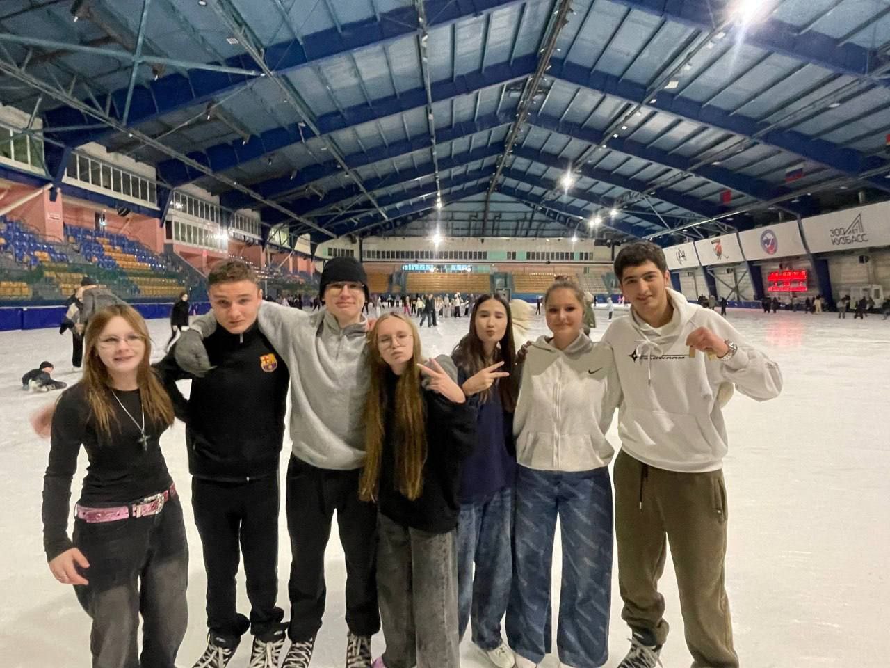 В честь Дня защитника Отечества на трёх крытых катках Кемерова состоится акция и бесплатный мастер-класс