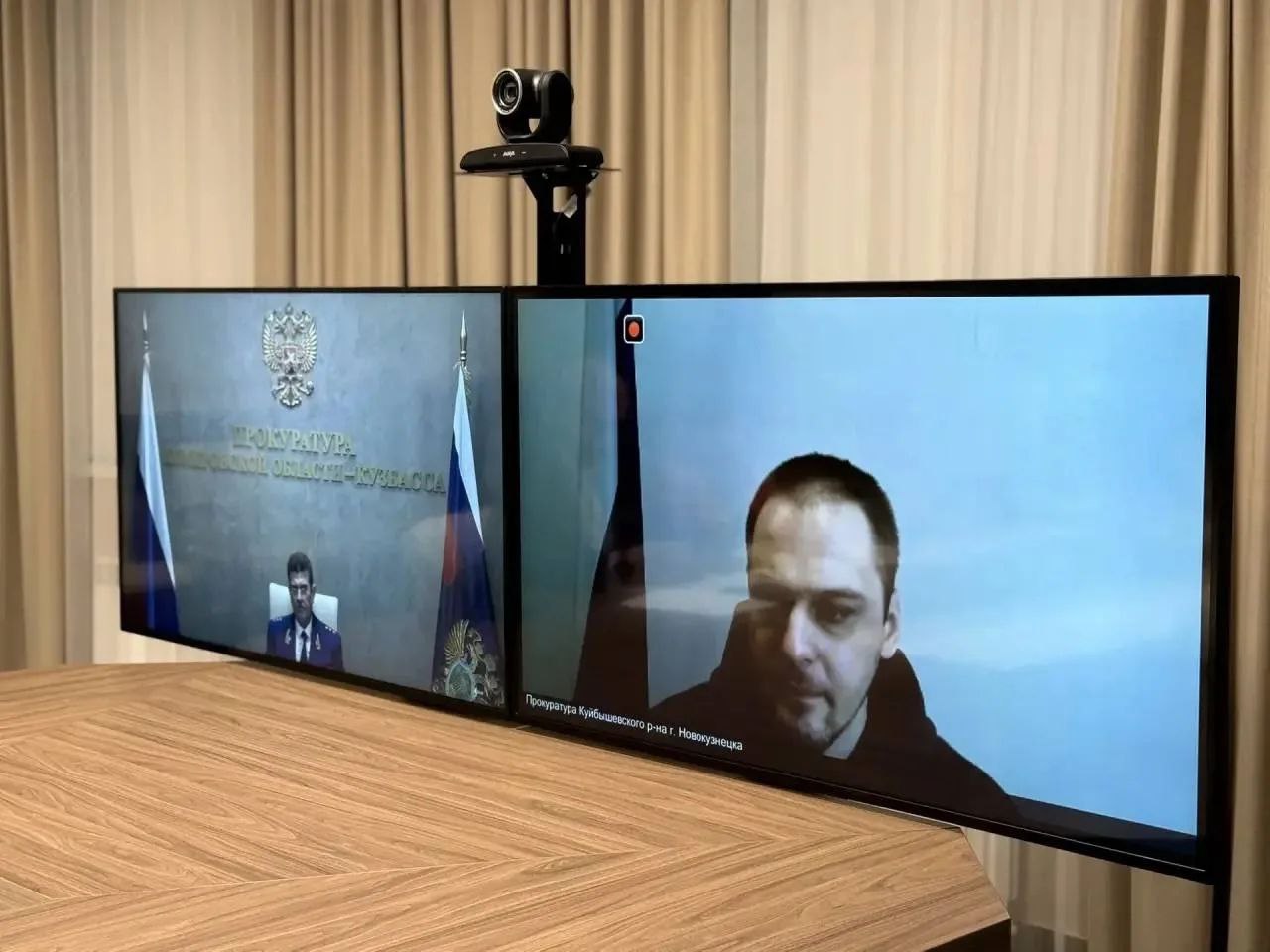 В Кузбассе заместитель Генпрокурора России провел личный прием жителей региона В Кузбассе заместитель Генпрокурора России провел личный прием жителей региона