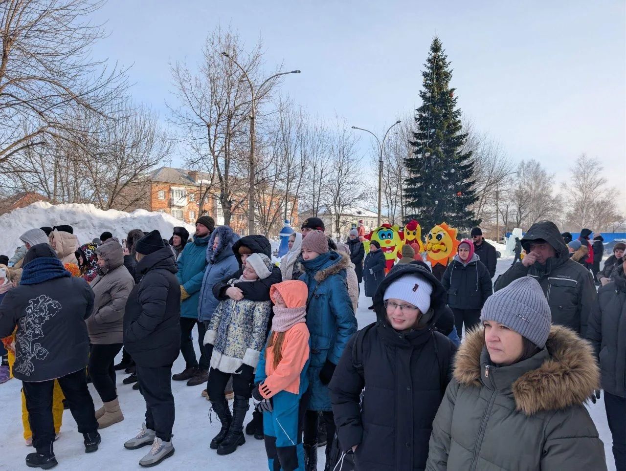 «Масленичный разгуляй» прошёл в жилом районе Кедровка, Промышленновский «Масленичный разгуляй» прошёл в жилом районе Кедровка, Промышленновский