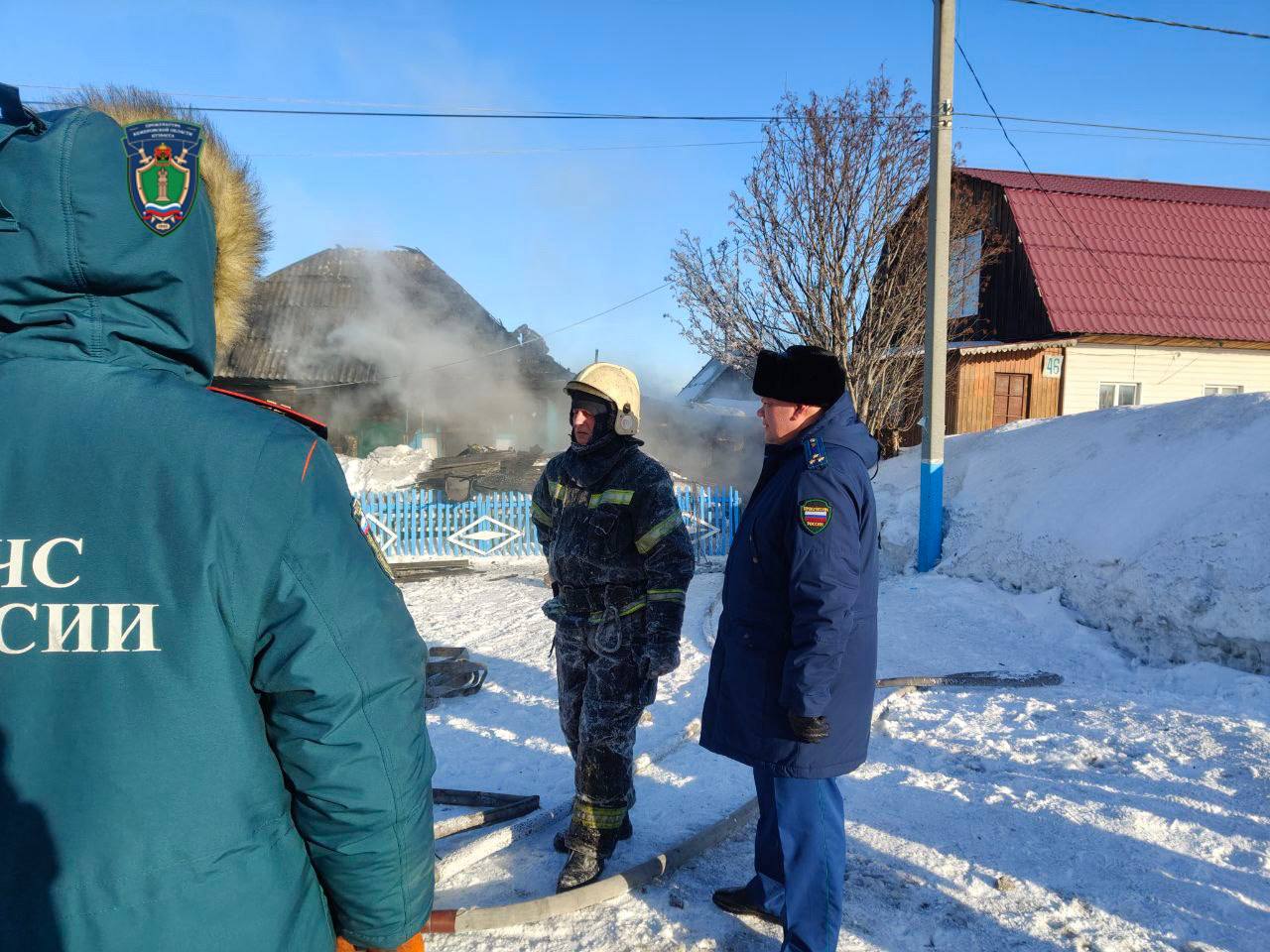 Прокуратура г. Березовского организовала проверку по факту пожара в частном доме Прокуратура г. Березовского организовала проверку по факту пожара в частном доме