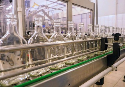 ООО «Сибирская водочная компания» (входит в группу «Сибирский деловой союз», СДС) с конца марта прекратит производство алкоголя на площадке в Мариинске (Кемеровская область)