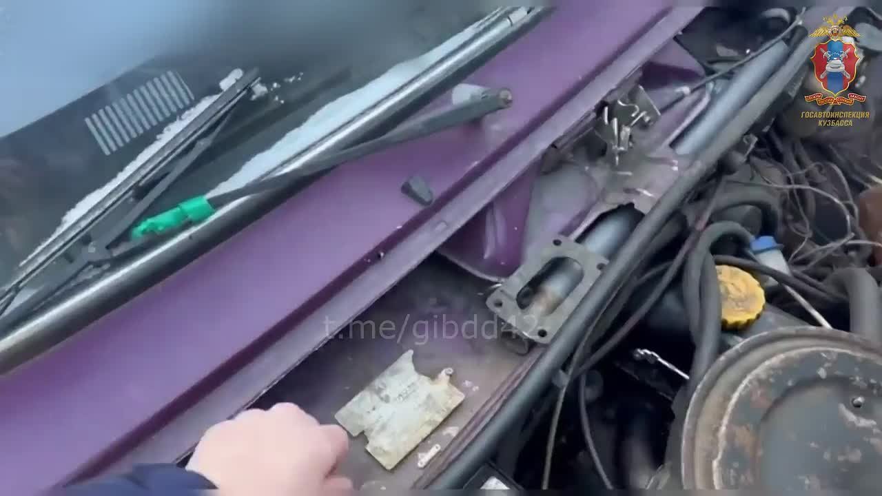 В Кемерове сотрудники Госавтоинспекции в результате погони задержали несовершеннолетнего автомобилиста