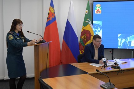 В администрации прошло заседание комиссии по чрезвычайным ситуациям и пожарной безопасности города под руководством первого заместителя главы Новокузнецка Евгения Бедарева