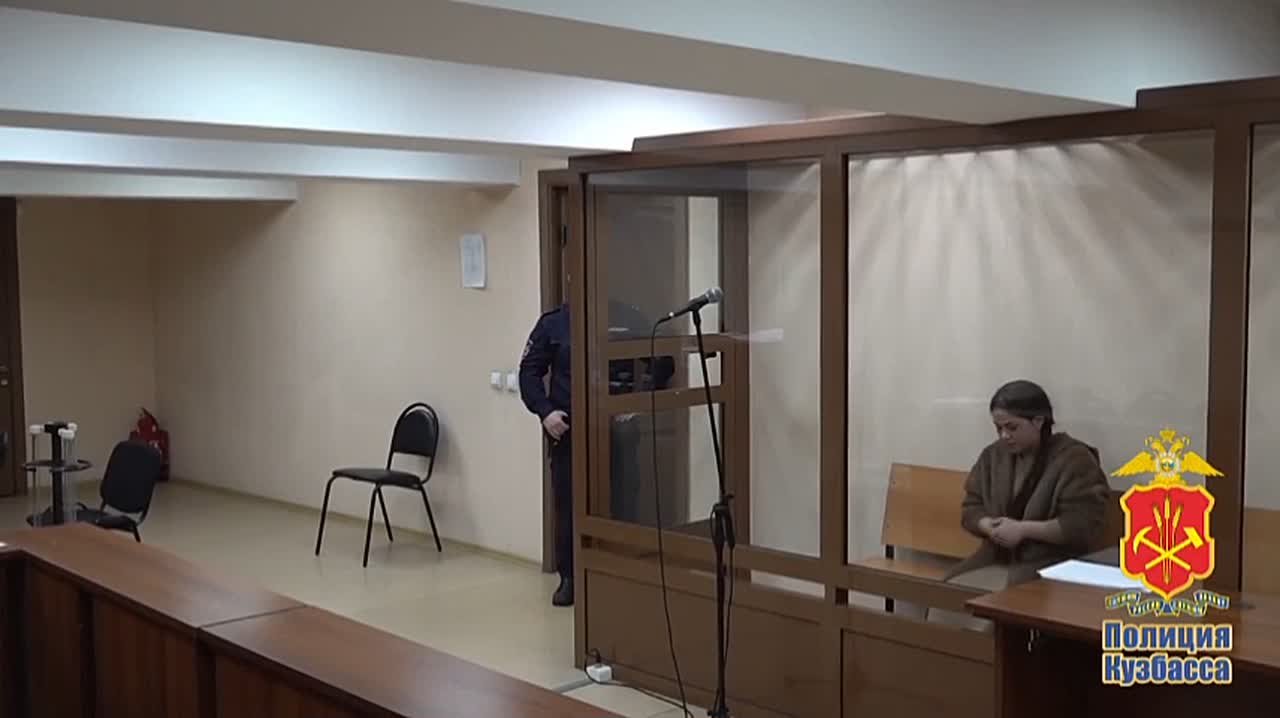 Пообещала вылечить и ограбила: до 7 лет лишения свободы грозит лжецелительнице из Алтайского края