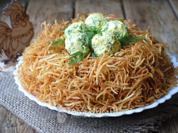 Праздничные салаты с высокой оценкой: рецепты, которые стоит попробовать