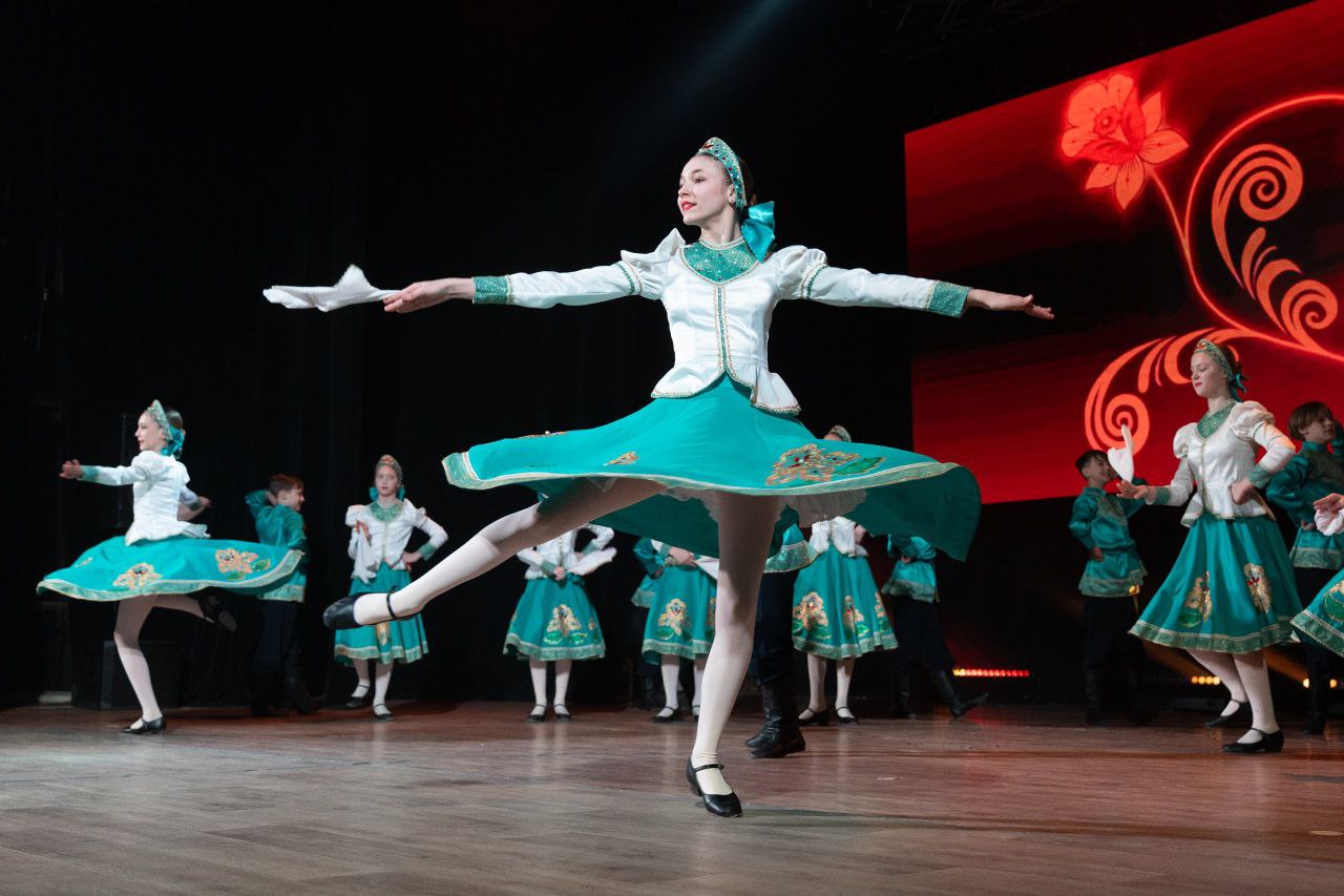 В Заводском районе прошло торжественное мероприятие «Весенний букет» в честь Международного женского дня В Заводском районе прошло торжественное мероприятие «Весенний букет» в честь Международного женского дня