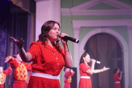 В канун 8 Марта в Рудничном районе поздравили кемеровчанок