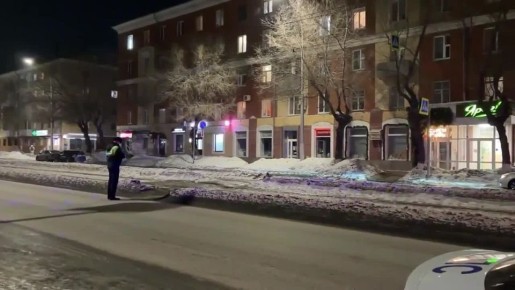 В Кемерове сотрудники Госавтоинспекции проверили освещённость пешеходных переходов