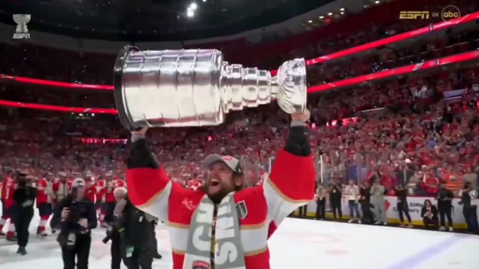 Бобровский может сменить команду