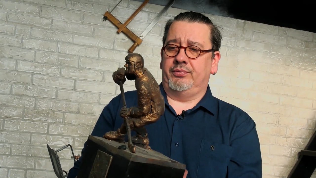 Танцевать, читать, находить уникальные экспонаты — этим и не только увлечены герои нового выпуска программы «Всё моё» Танцевать, читать, находить уникальные экспонаты — этим и не только увлечены герои нового выпуска программы «Всё моё»