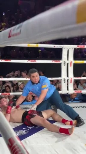 Прокопьевский боец Дмитрий Меньшиков нокаутировал британца